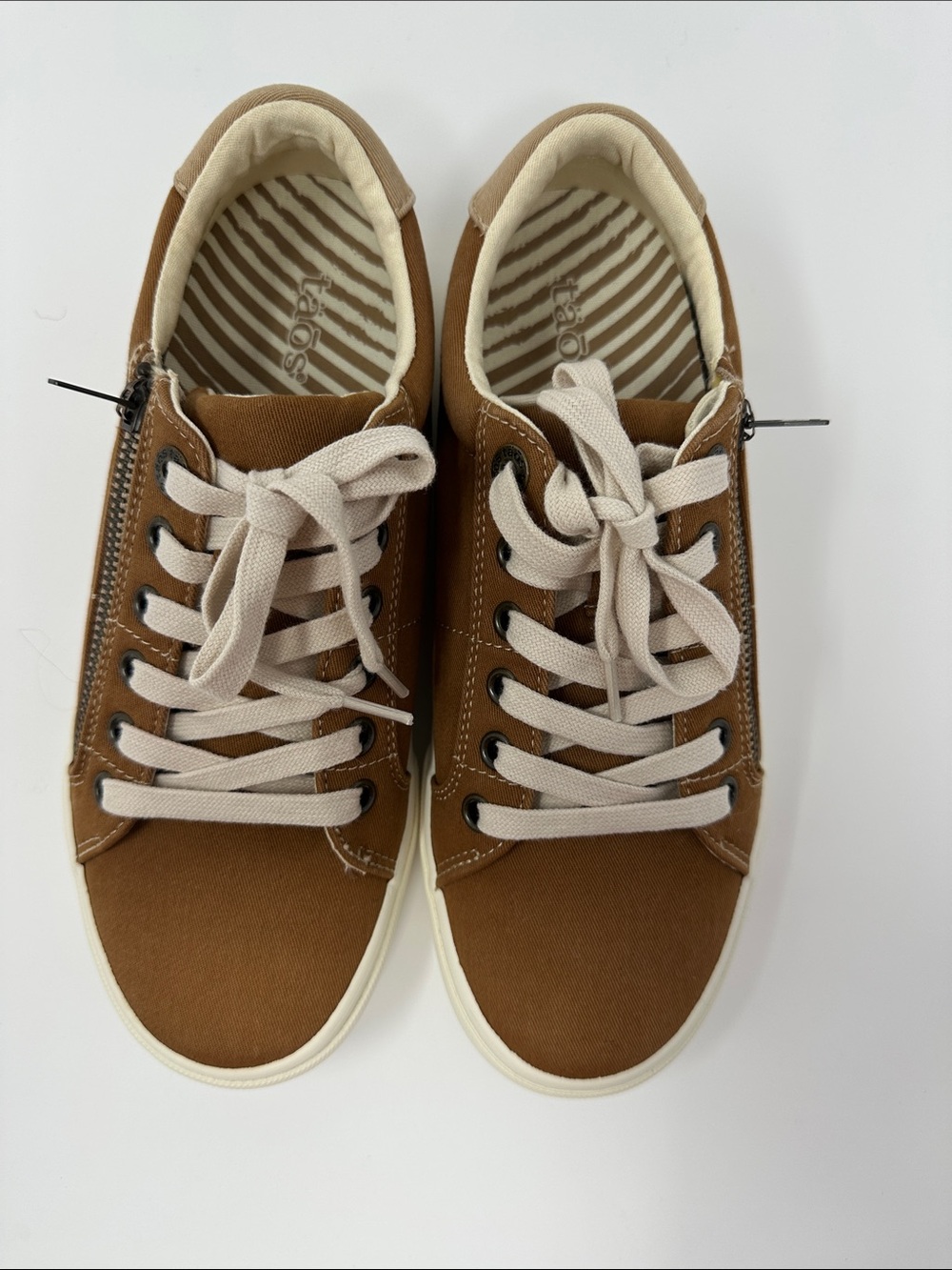 Taos Footwear Brown Canvas Women's Sneakers with Cream Laces
